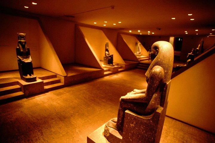 ルクソール博物館とミイラ化博物館を探索する