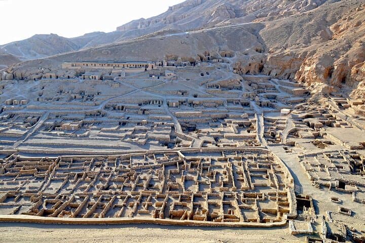 Tour to Valley of Queens Valley of the Artisans Tombs of Nobles