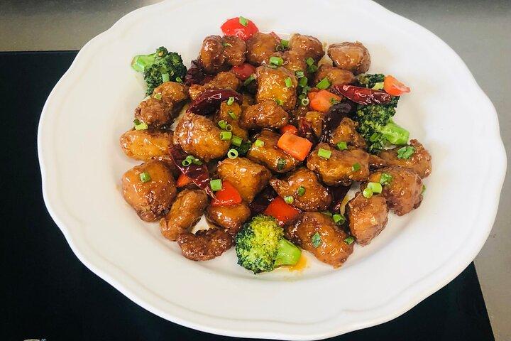 Sunflower Li によるオンライン料理教室 General Tso's Chicken