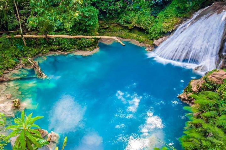 Dunn's River Falls, Blue Hole, rafting en bambou, combo à cheval