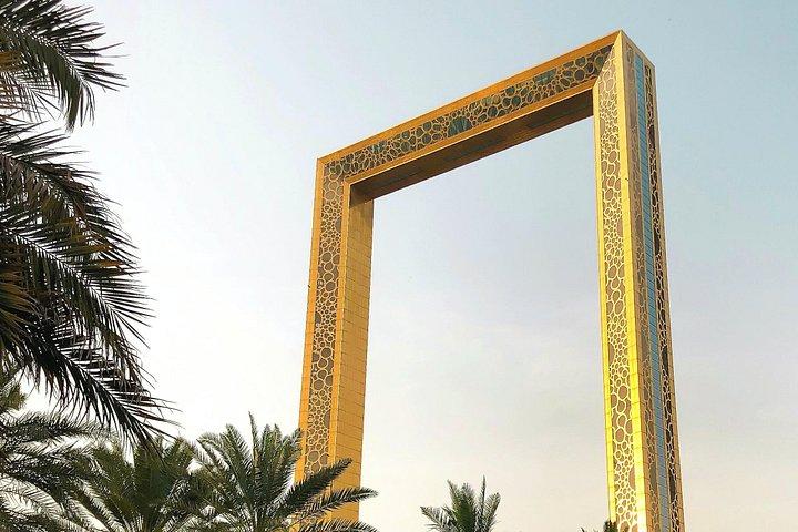 ホテル送迎付きプライベートドバイ市内観光と主要なランドマーク