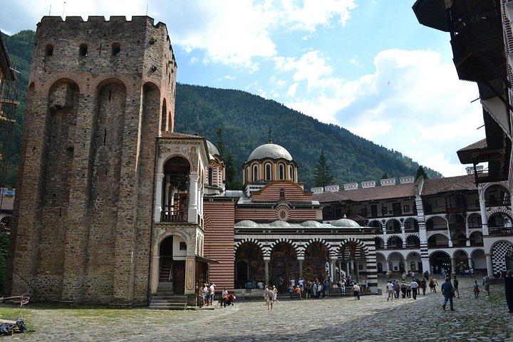 リラの七湖とリラ修道院 - 2日間のハイキング旅行