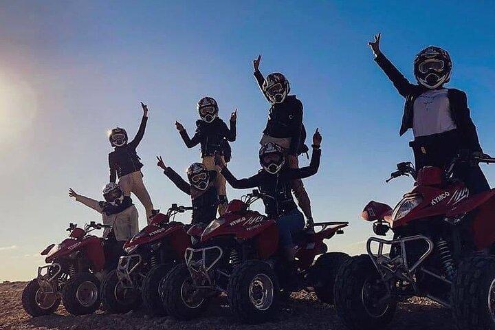 Excursion Les Trois Vallées-Quad Dromedary and dinner show