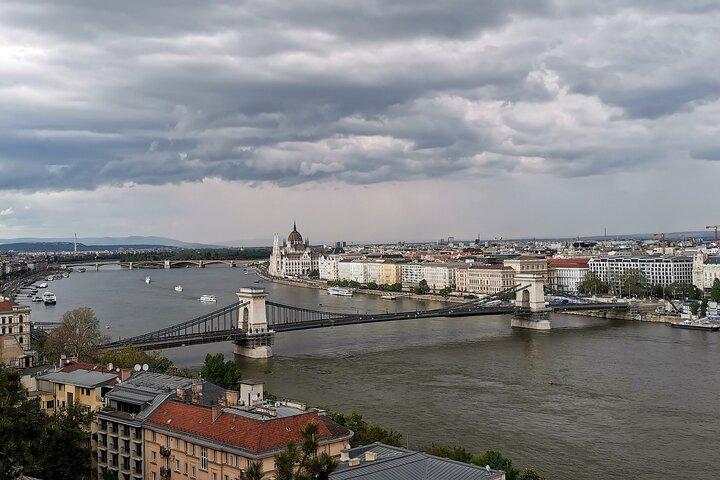 Budapest Höjdpunkter Privat elcykeltur