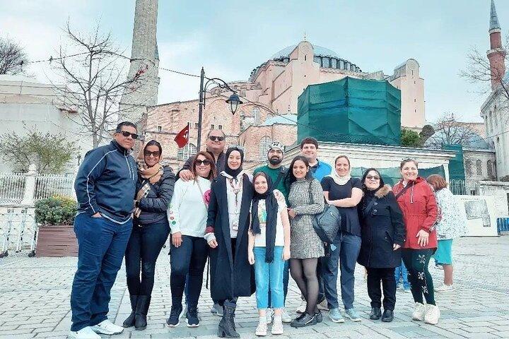Best of Istanbul: Hagia Sophia,Blue Mosque,Topkapi Palace &Bazaar