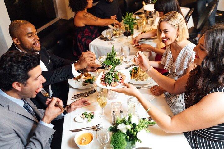 Billeder af City Cruises San Diego: Restauranter i nærheden af Gourmet Dinner Cruise & Skyline Views