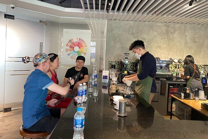 ハノイシークレットコーヒーツアー