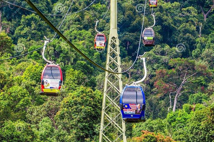 Kombination: Seilbahnfahrt und Sky Bridge sowie ATV-Fahrt zu den Wasserfällen