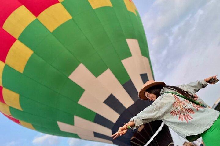 メキシコシティからテオティワカンへの気球飛行