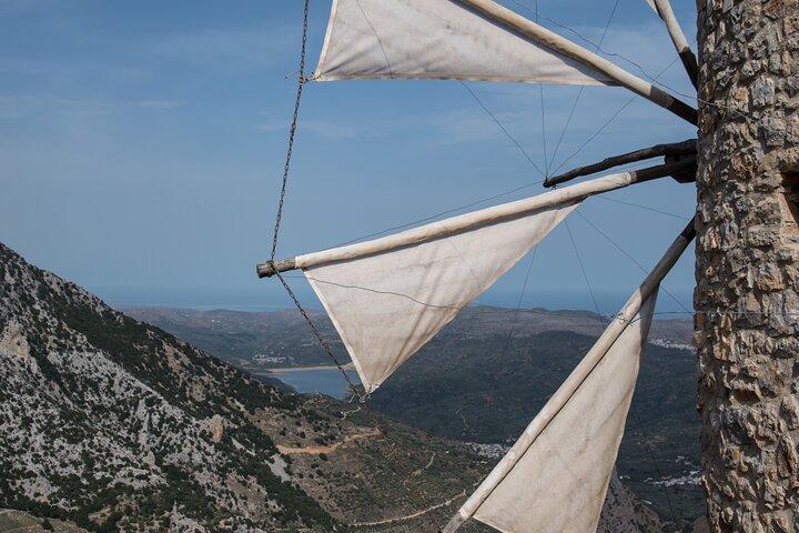 PRIVATE TOUR - Winery+Olive Oil Factory-Old Traditional Villages