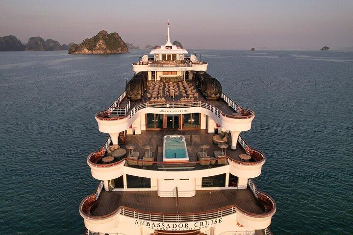 Todo incluido Embajador Crucero Día de Halong Explore la cueva Sung Sot