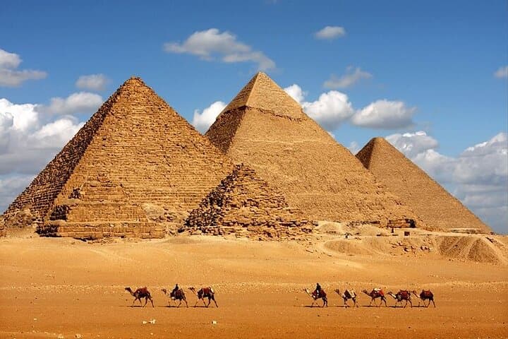 Full Day Private Tour to Giza Pyramids and Grand Egyptian Museum