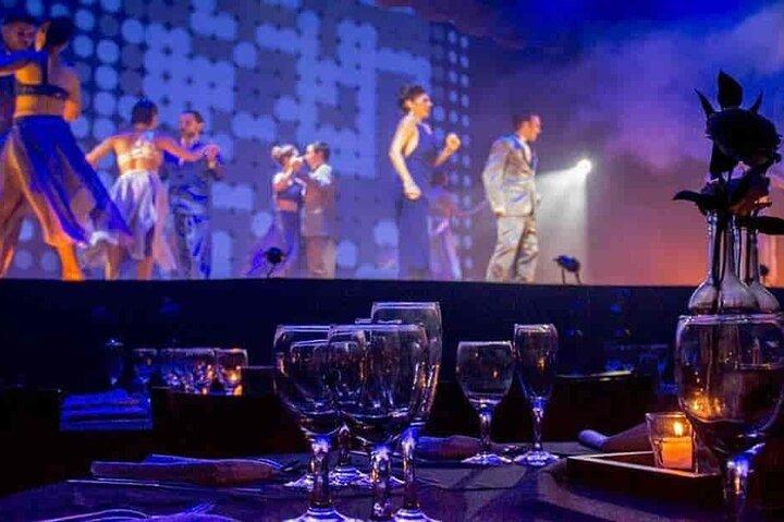 Experiencia en Madero Tango Cena Show con Clase de Tango