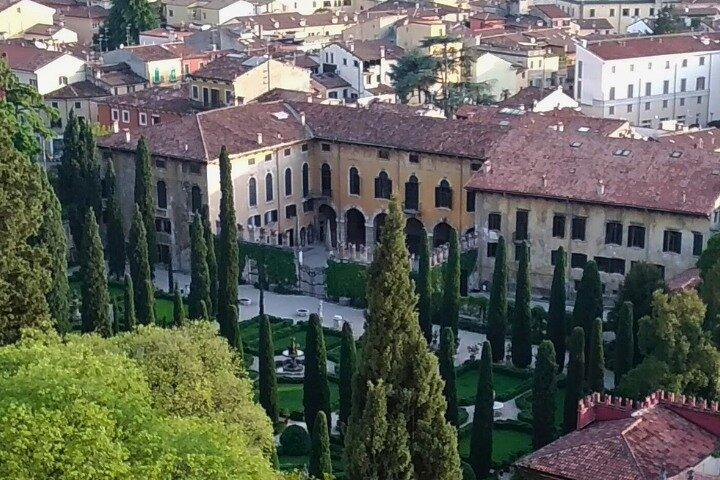 Geführte Wanderung auf Verona Hillside