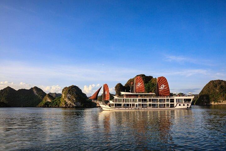 Overnight Halong Bay-Lan Ha Bay Cruise with V'Spirit Cruises