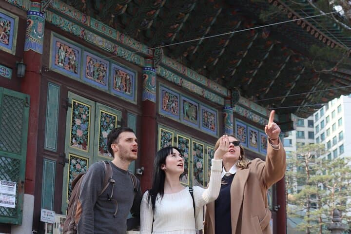 Seoul Private & Personalized Half-Day Tour with a Local Guide