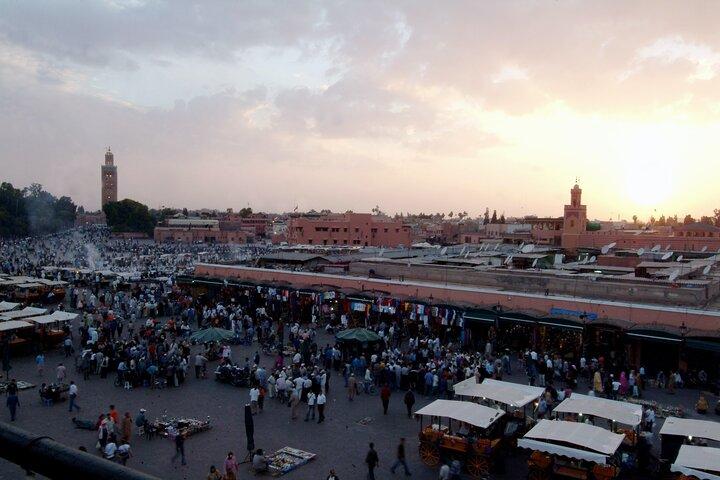Private 4 hours walking tour of Marrakech with guide