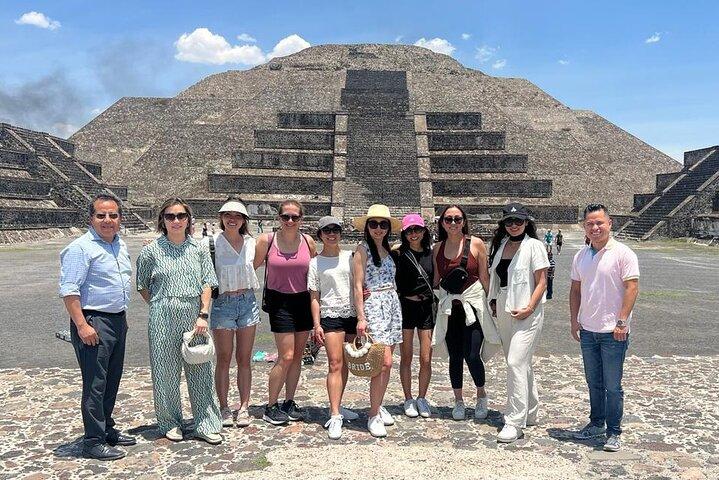 Privat Teotihuacan och Tequila Tasting Tour.