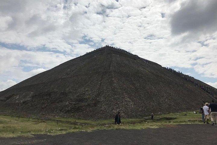 Private Teotihuacan and Tequila Tasting Tour.