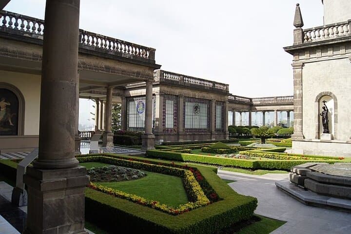 Chapultepec Castle Tour: Walk Through Gardens, History, and Views
