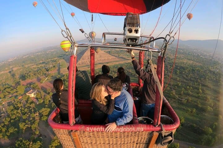 Hot Air Balloon Flight Over Teotihuacan