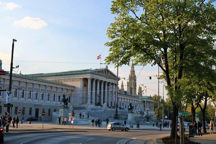 Private Vienna Sightseeing Tour matching to personal interests