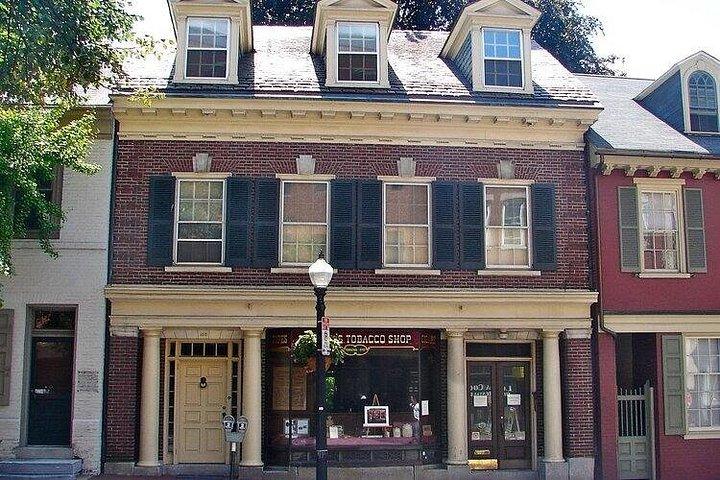 Historic Lancaster Walking Tour with Breakfast