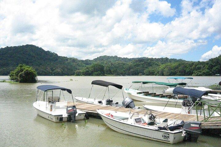 Fra Atlanterhavet til Stillehavet Privat Panama-kanal & Jungle-tur