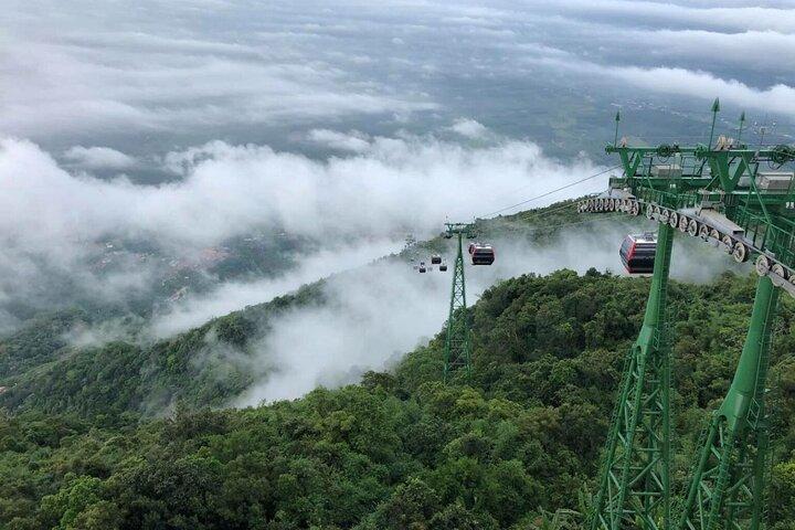 Cao Dai Temple e Black Lady Mountain Adventure (privado)