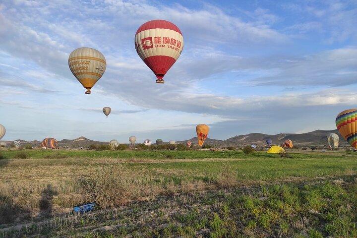 Cappadocia Luftballongflygning / Över Goreme & FairyChimneys
