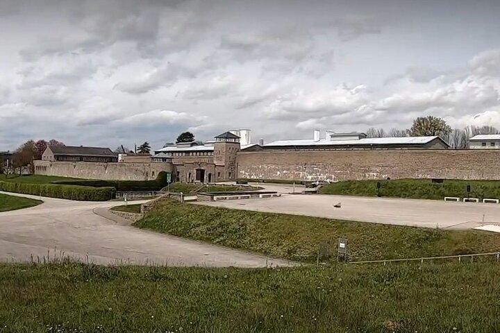 Visite privée du camp de concentration de Mauthausen, avec Melk & Dürnstein