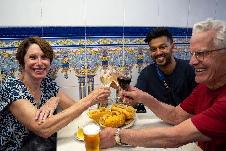 Madrid de Noche : Tour de Tapas, Bebidas Locales & Gemas Ocultas