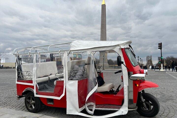 Privata höjdpunkter i Paris Tuk-Tuk Experience