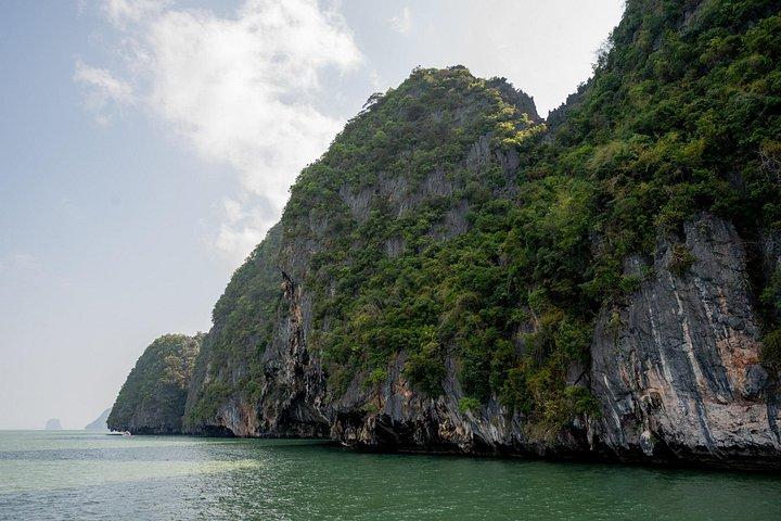 プーケットからのパンガー湾ボート ツアーの秘密 プーケット セイル ツアーズ