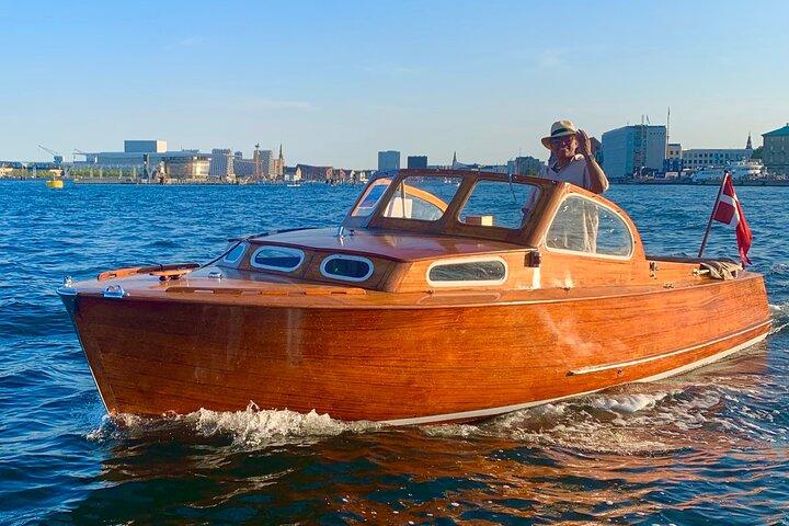 Croisière privée à Copenhague en bateau scandinave en acajou