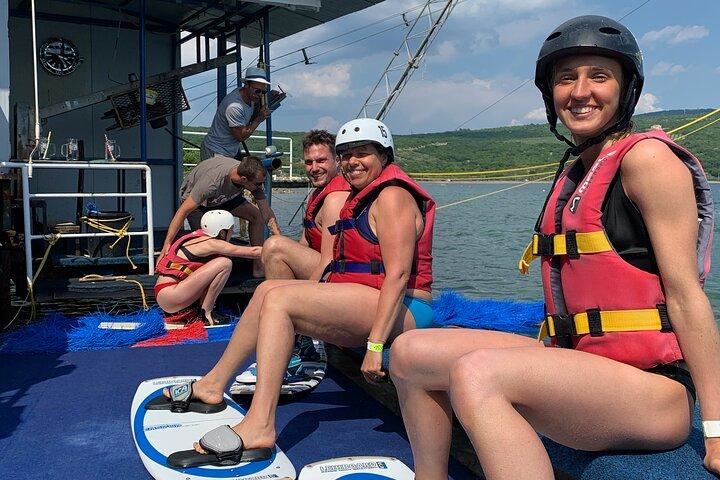 Halvdags wakeboard eller vandski i Krk Kroatien