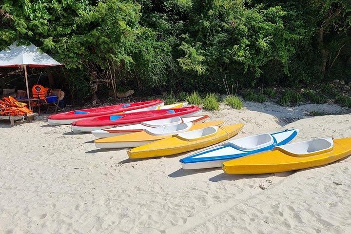 ニャチャン:美しい島々への旅行とシュノーケリング