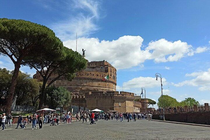 Rome’s Top Highlights by Luxury Golf Cart