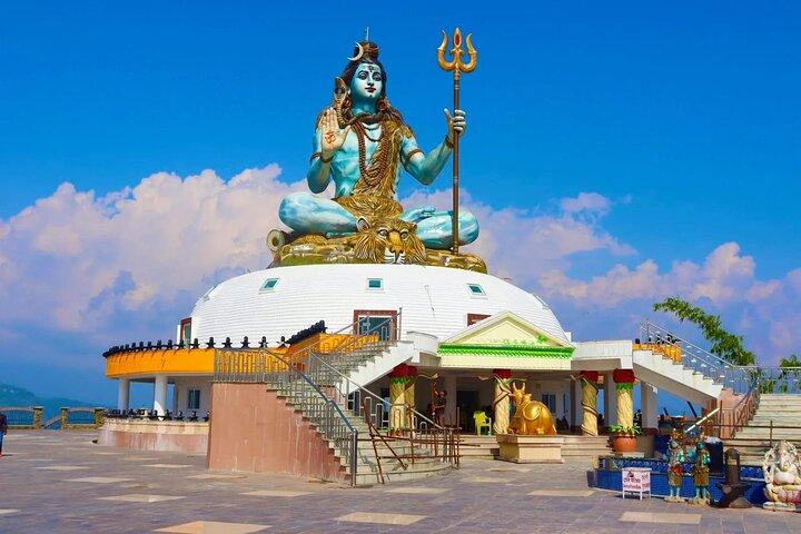 Pokhara: Budget uguidet tur med delebus