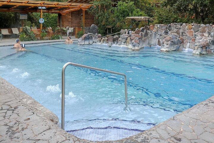 パパラクタ温泉でのプライベート 1 日体験