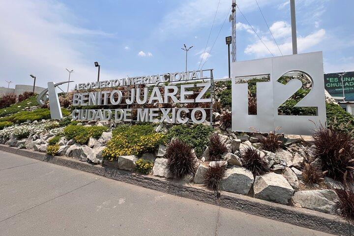 メキシコ国際空港での送迎