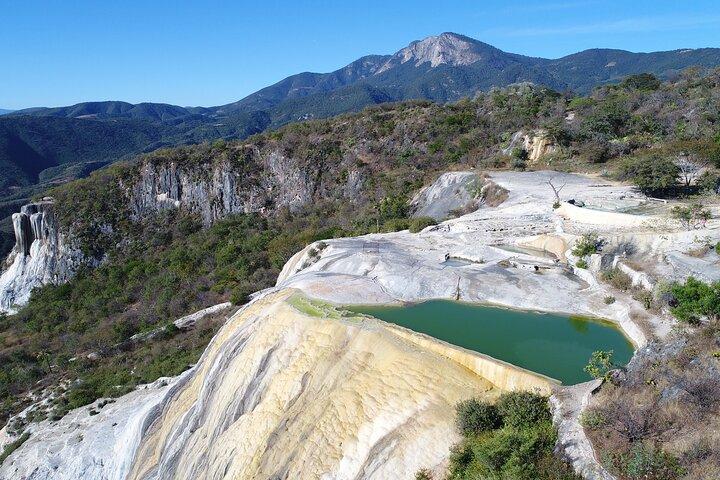 Hierve el Agua, Mitla, Tule, Teotilán en Mezcal fabriek