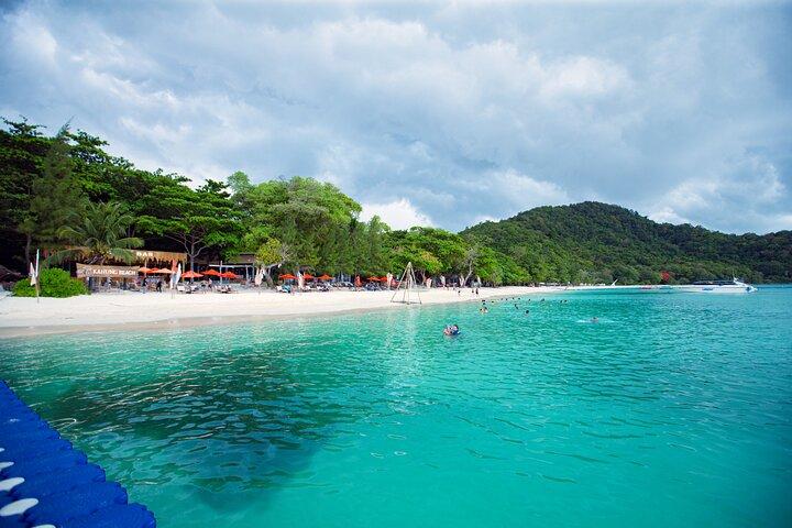 Racha & Coral Island em Speed Boat