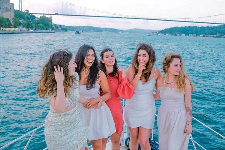 Bosphorus Cruise with 15m Yacht for Private Groups