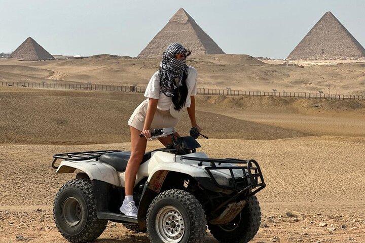 Balade à dos de chameau et quad autour des pyramides de Gizeh