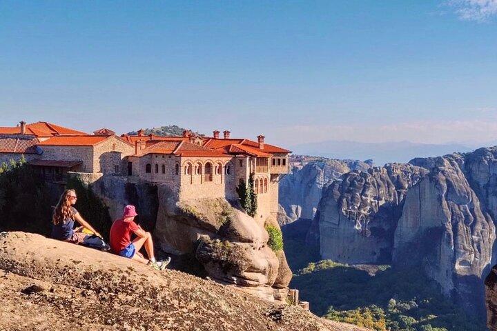 Hiking Tour to Meteora from Kalambaka - Local Agency