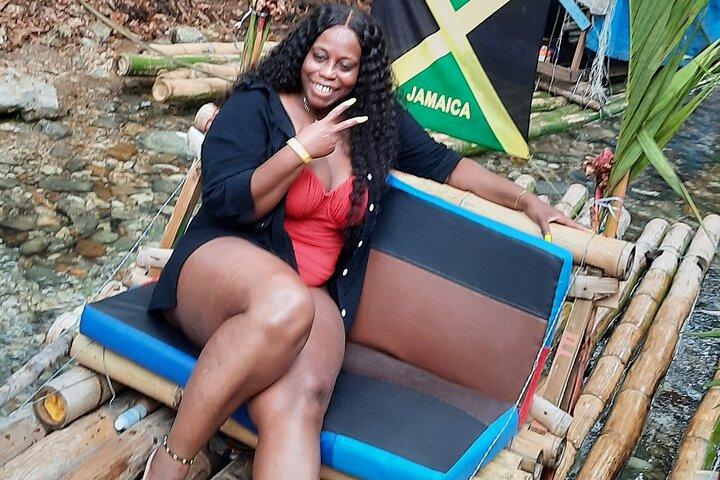 River Rafting Limestone Massage en Shopping Tour in de baai van Montego