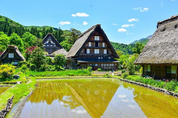 高山発【定期観光バス】世界遺産 白川郷と五箇山相倉