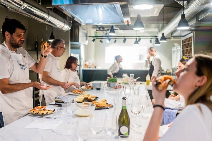 Milan Cooking Class: Authentic Pizza & Gelato Making