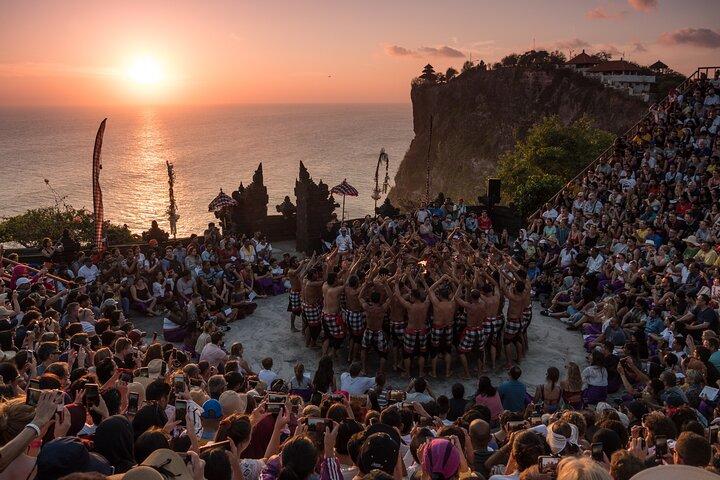 Uluwatu Sunset Experience: Kecak Dance e Jantar em Jimbaran